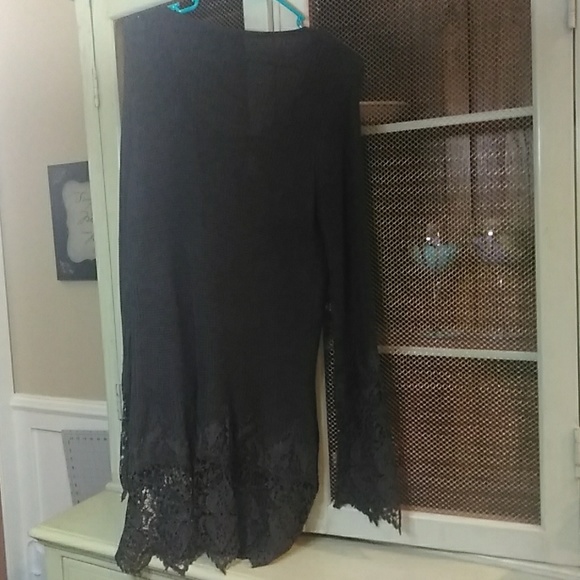 Sweater - Picture 5 of 5